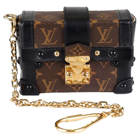 Louis Vuitton Essential Trunk Mini 